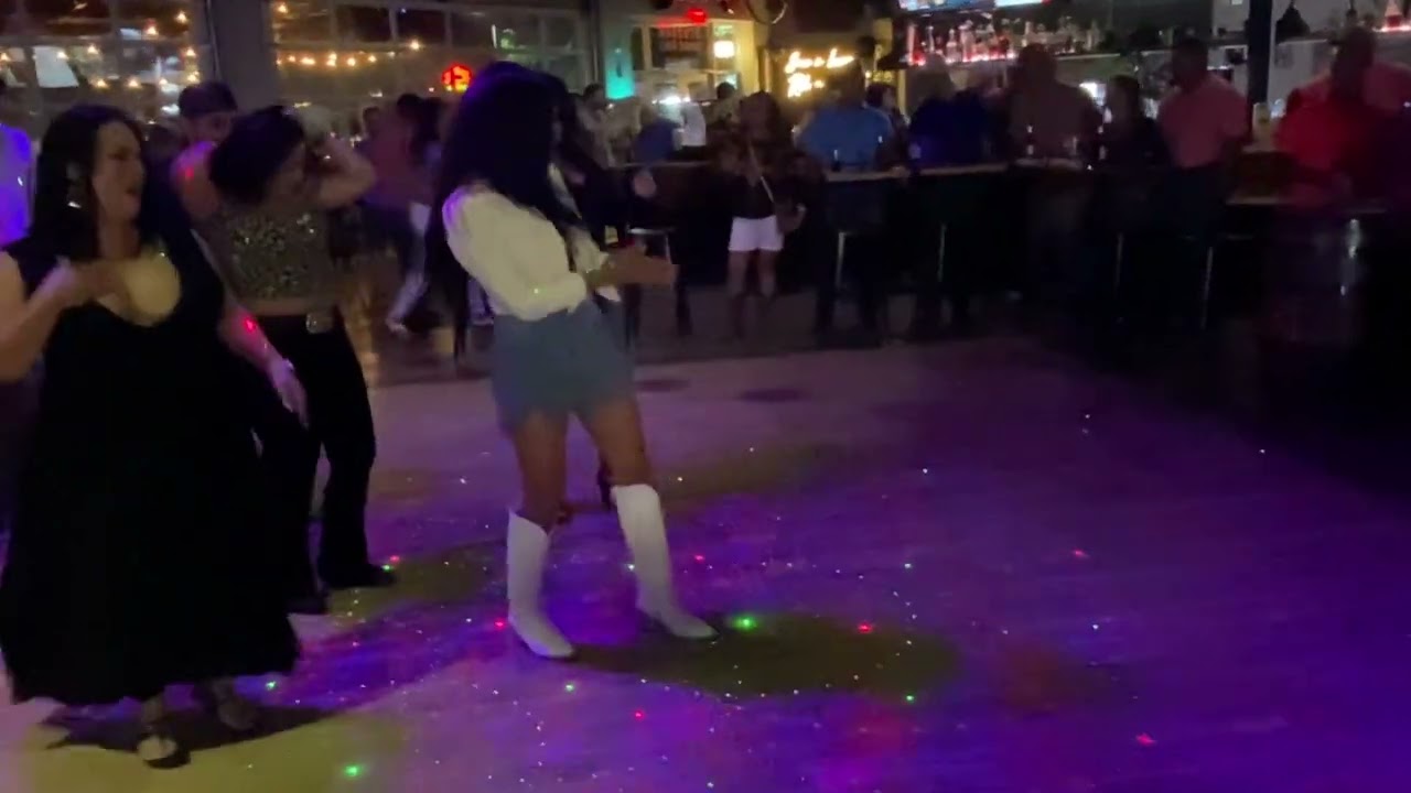 Line dancing at Stetson Dance Hall, San Antonio, Tx., 07/30/23 Lisa Mar
