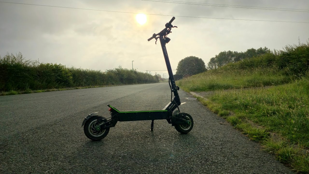 Fast Road Riding On The Solar Hyperion 72v 40AH  #solarscooters #72v40ah #hyperion #hyperscooter