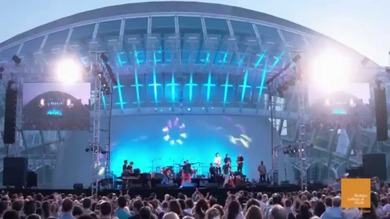 La Colectiva Coraz&oacute;n - Colectiva Coraz&oacute;n Medley - Live at Berklee Valencia Campus