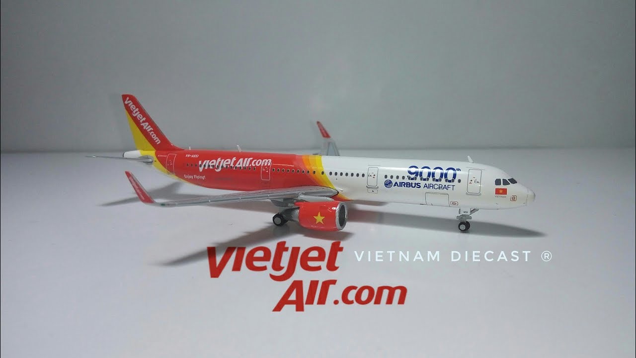 #12: Mô hình máy bay GeminiJets 1/400 A321-211W VietJet Air VN-A651