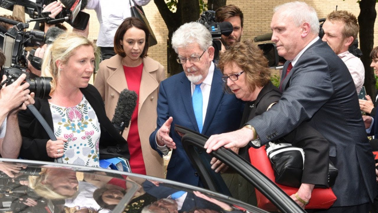 Rolf Harris leaves Southwark Crown Court