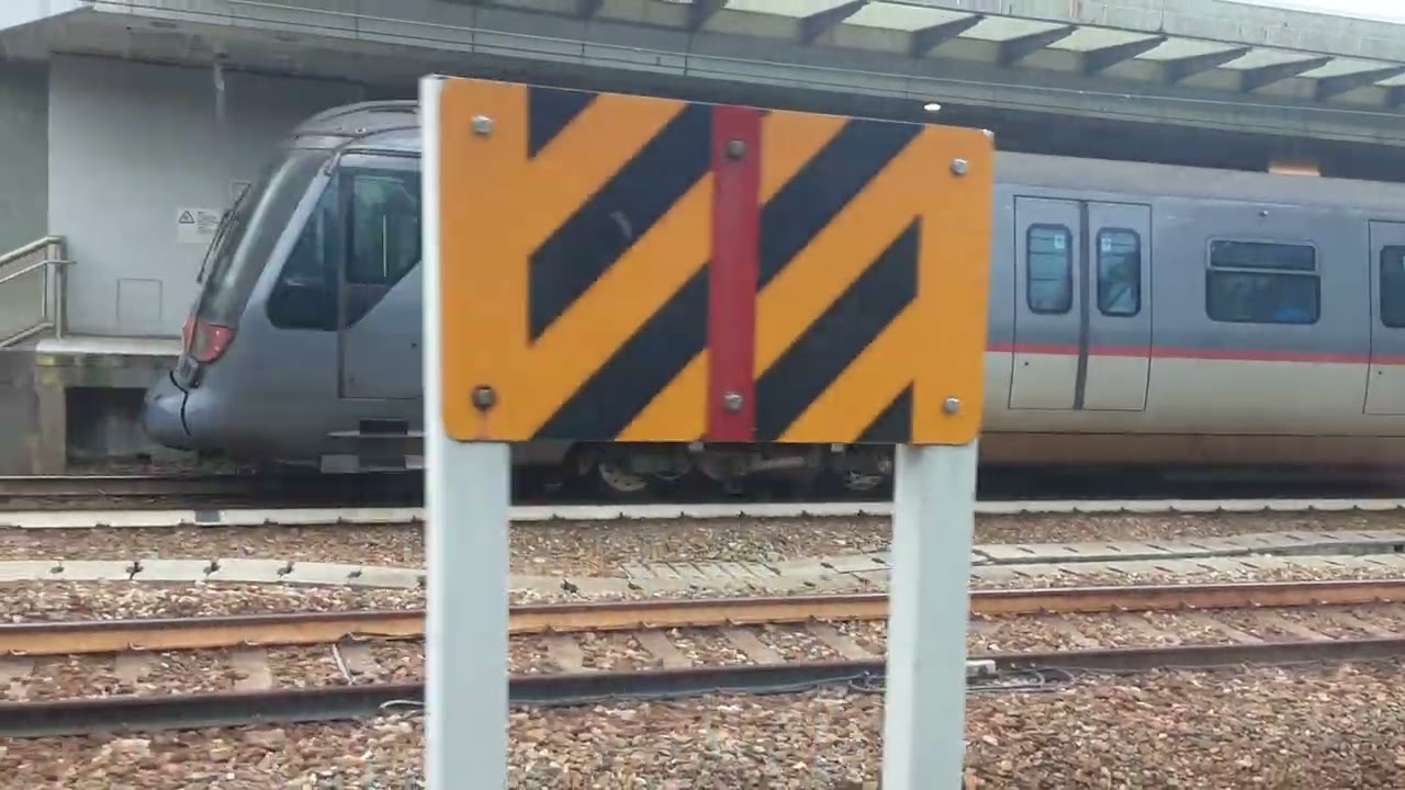 MTR V613 TCL K TRAIN