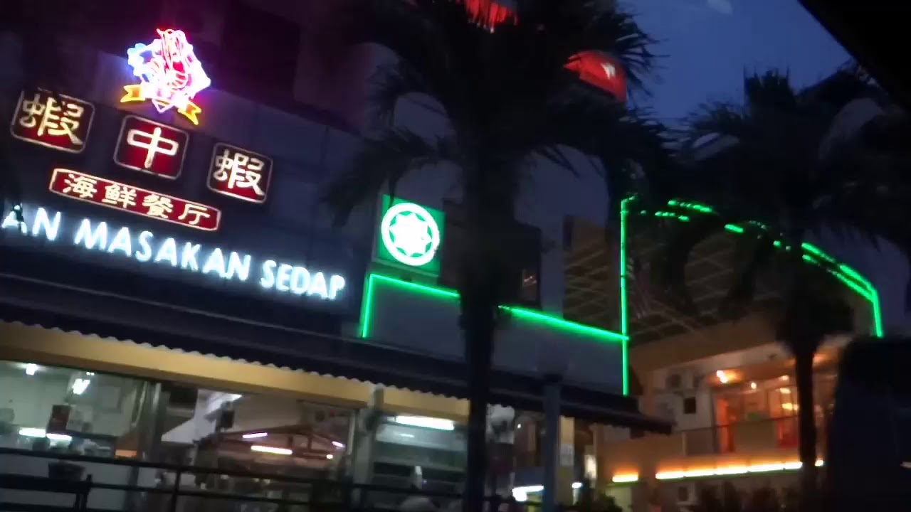 Restoran Masakan Sedap, Kota Kinabalu. Sabah. Seafood (Halal - JAKIM certified)