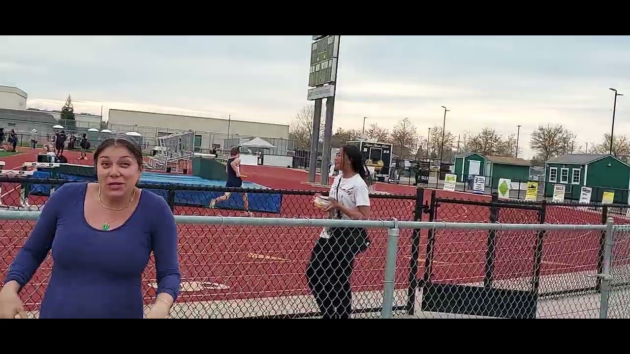 LR Invitational Malc 4x400
