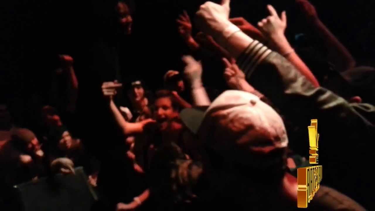 Drakeee Getting Head On Stage & Kept Rapping! (Didn't Miss A Bar)