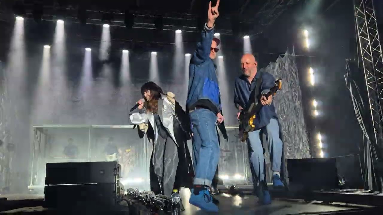 EWA FARNA - Boky jako skříň ( Ostrava 24.05.2025)