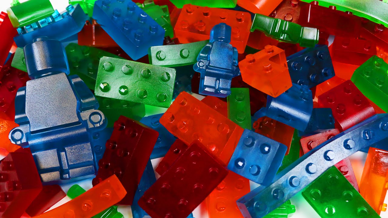 How to Make GUMMY LEGO Jello Candy!