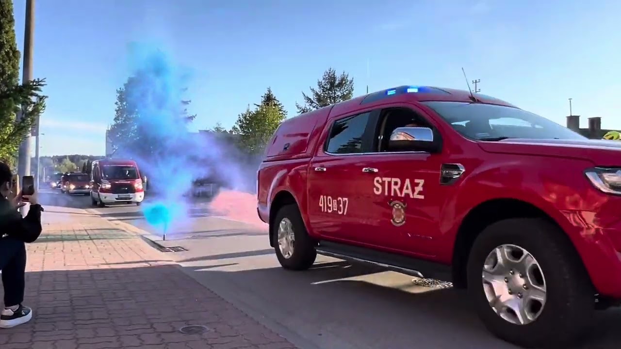 Powitanie nowej łodzi dla OSP Charzykowy