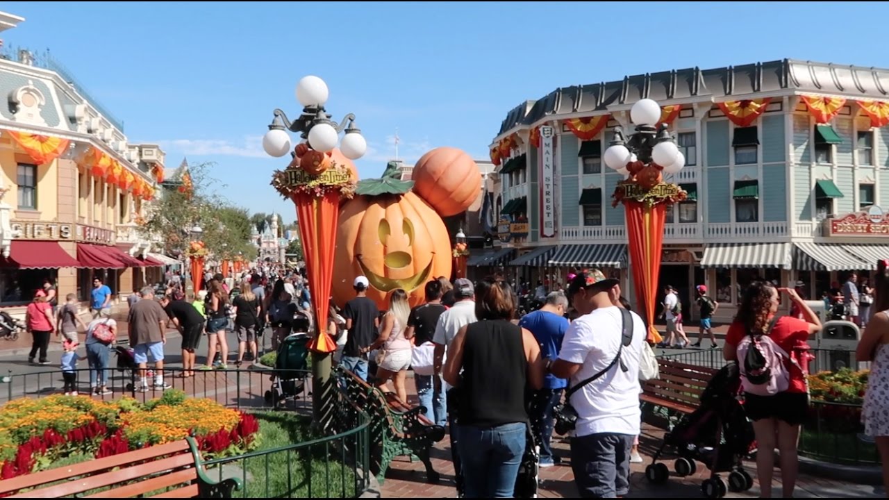 Disneyland Halloween Time 2016