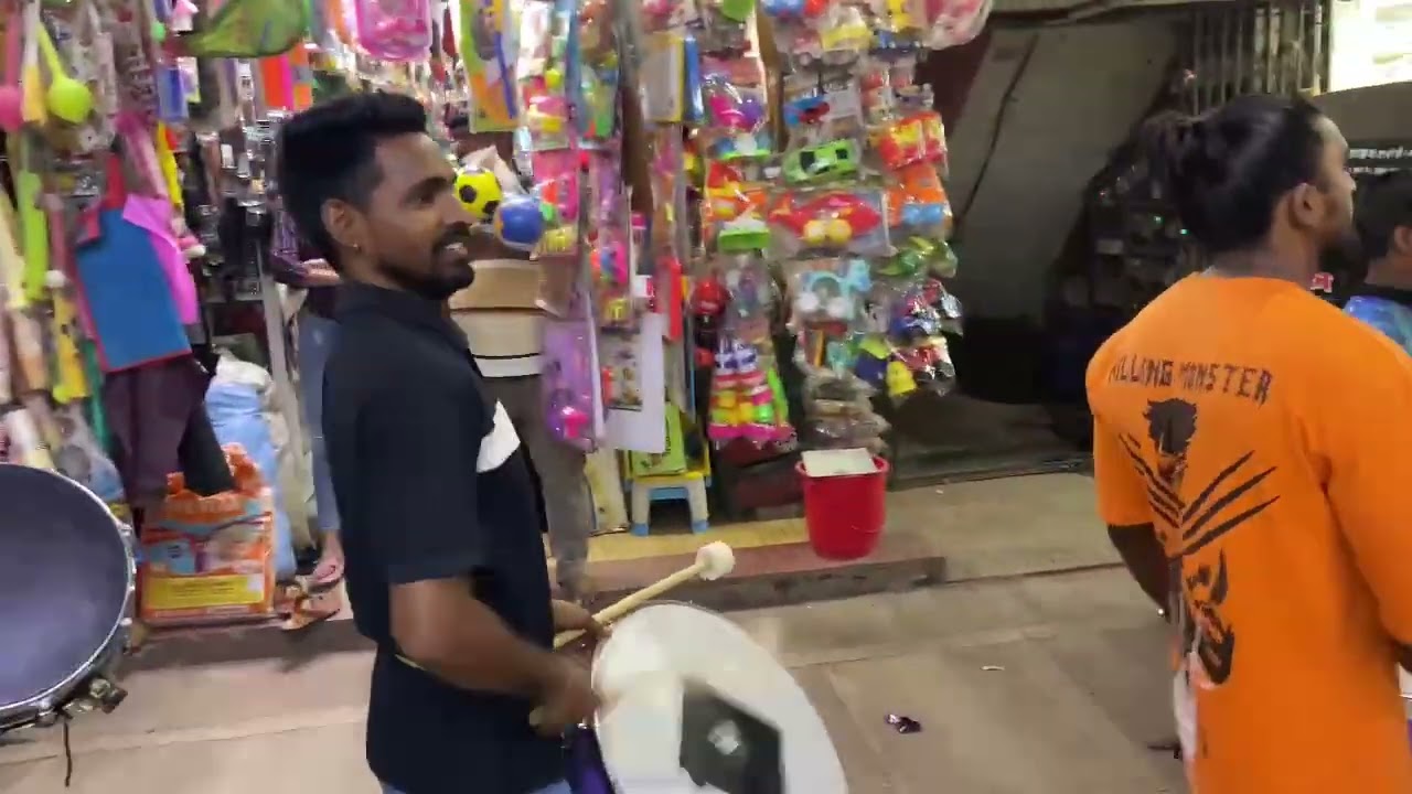 पाखराआझाद केलं तुलापाखराआझाद केलं तुला🎹🥁🔥