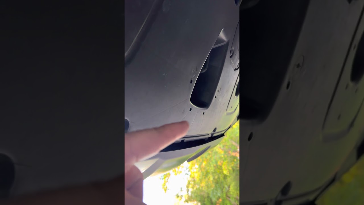 Santa Cruz front bumper cover removal