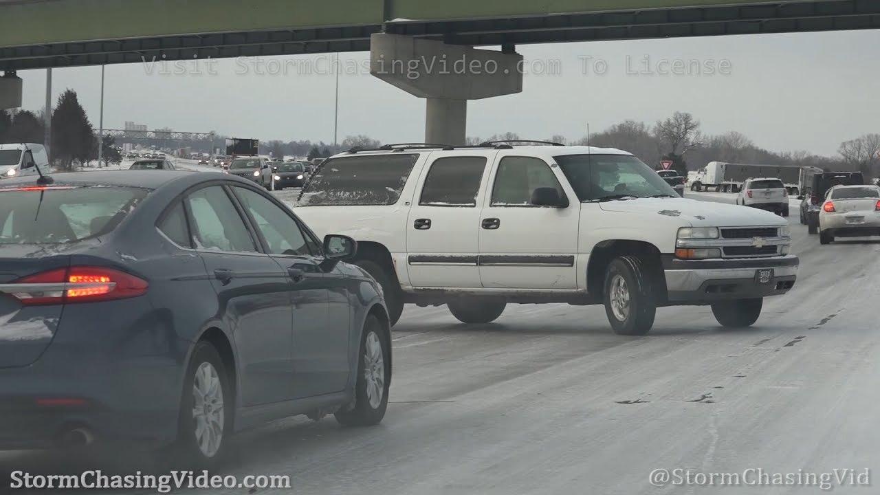 Spin Outs And Crashes On Icy Roads In Wichita, KS - 2/20/2020
