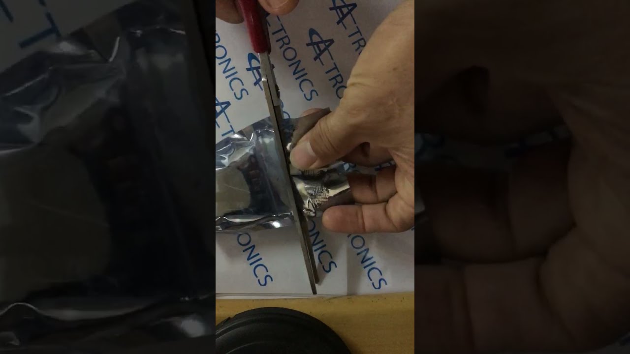 Unboxing  ZB2L3 Li-Ion, Lead Acid Battery Capacity Tester