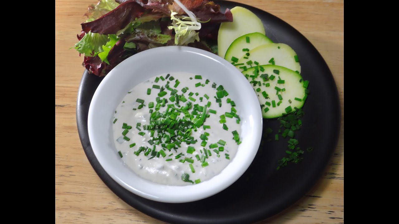 How to make Homemade Blue Cheese Dressing