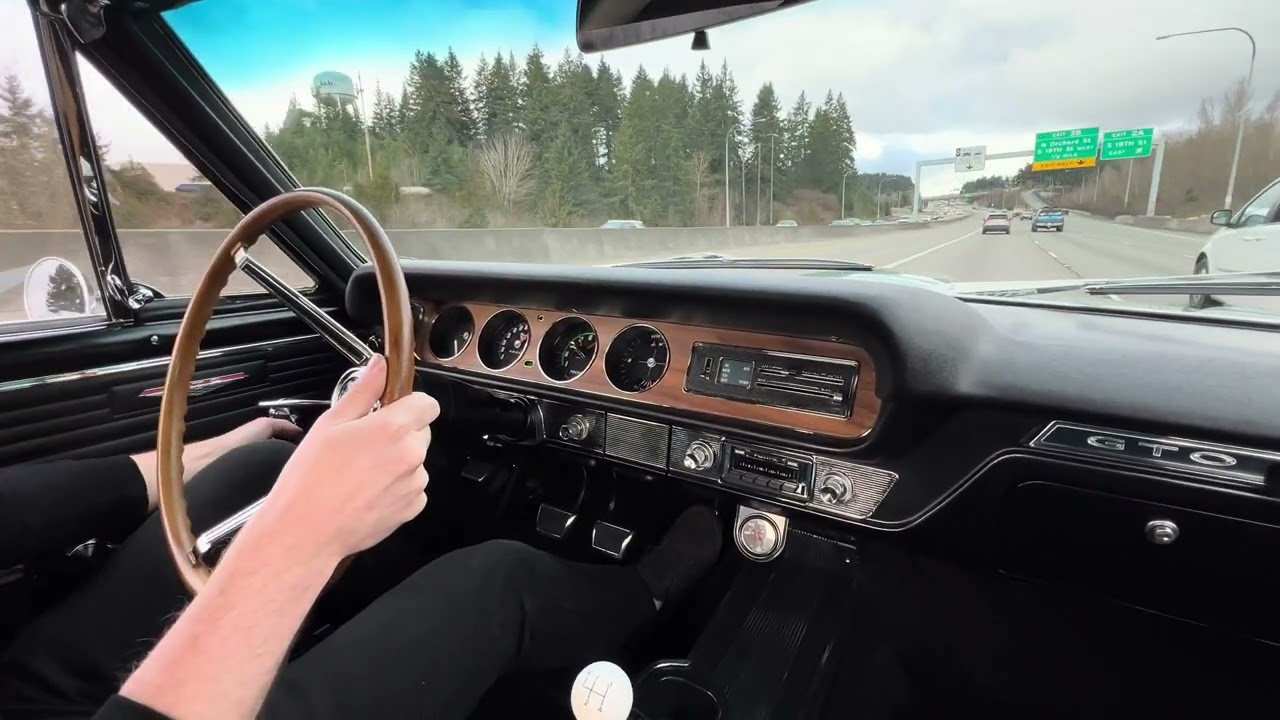 1965 Pontiac GTO Driving