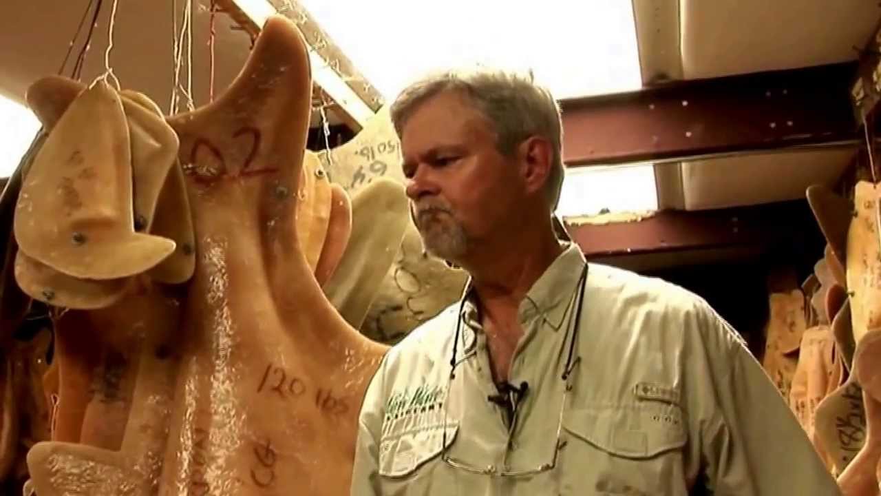 New Wave Taxidermy - specializing in fish artistry. Come tour our facility.