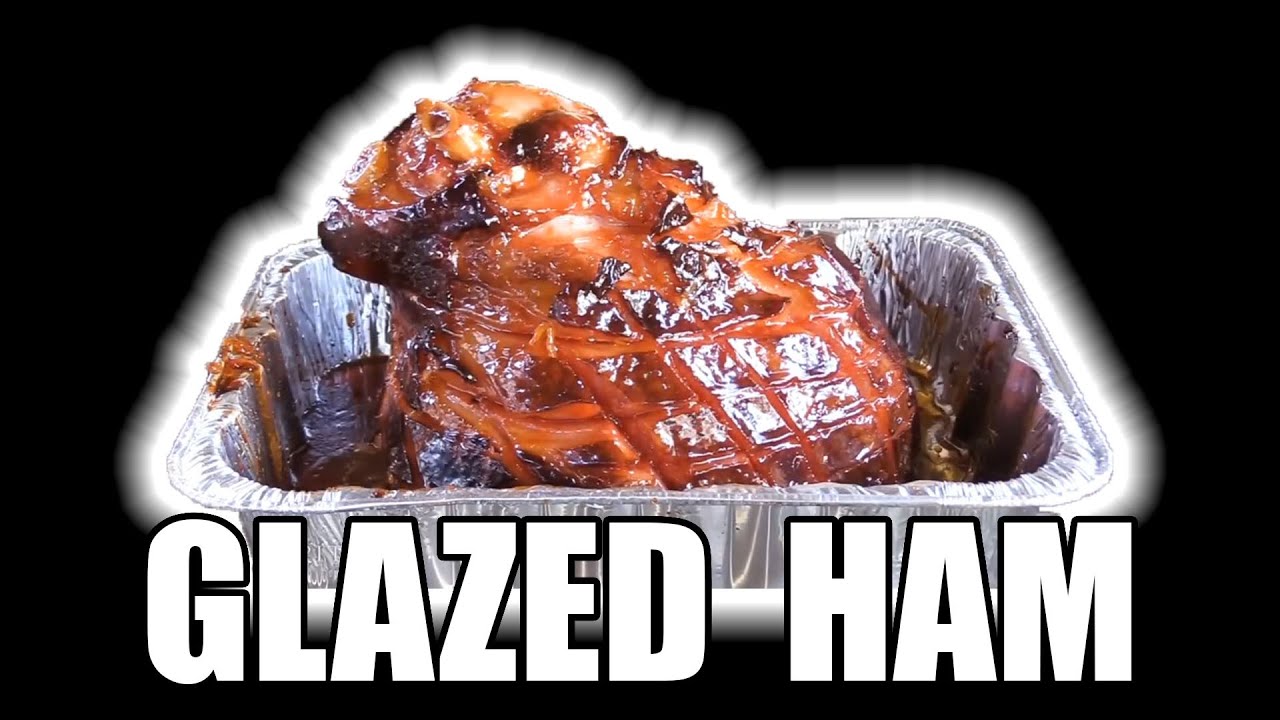 How to Make a Glazed Christmas Ham
