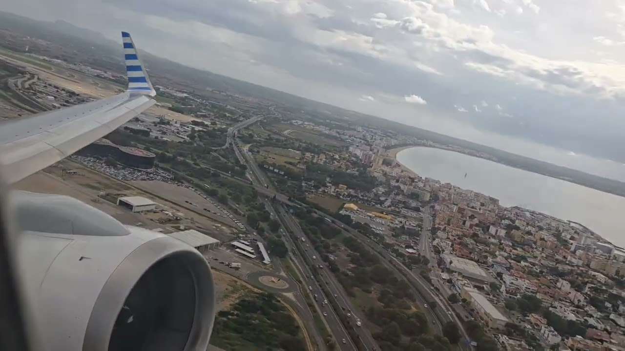Condor 757-300 Wing wave