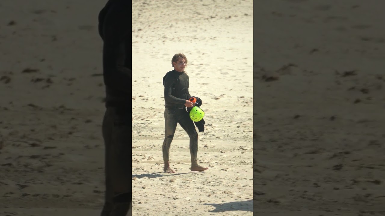 First World's Kitesurfing Triple Loop ever