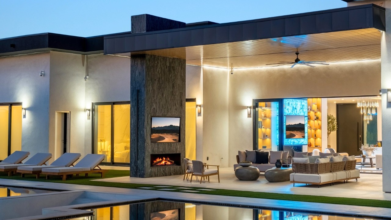 TOUR A $13M Ultra High-Tech Scottsdale Mansion With a Nuclear Safe Room