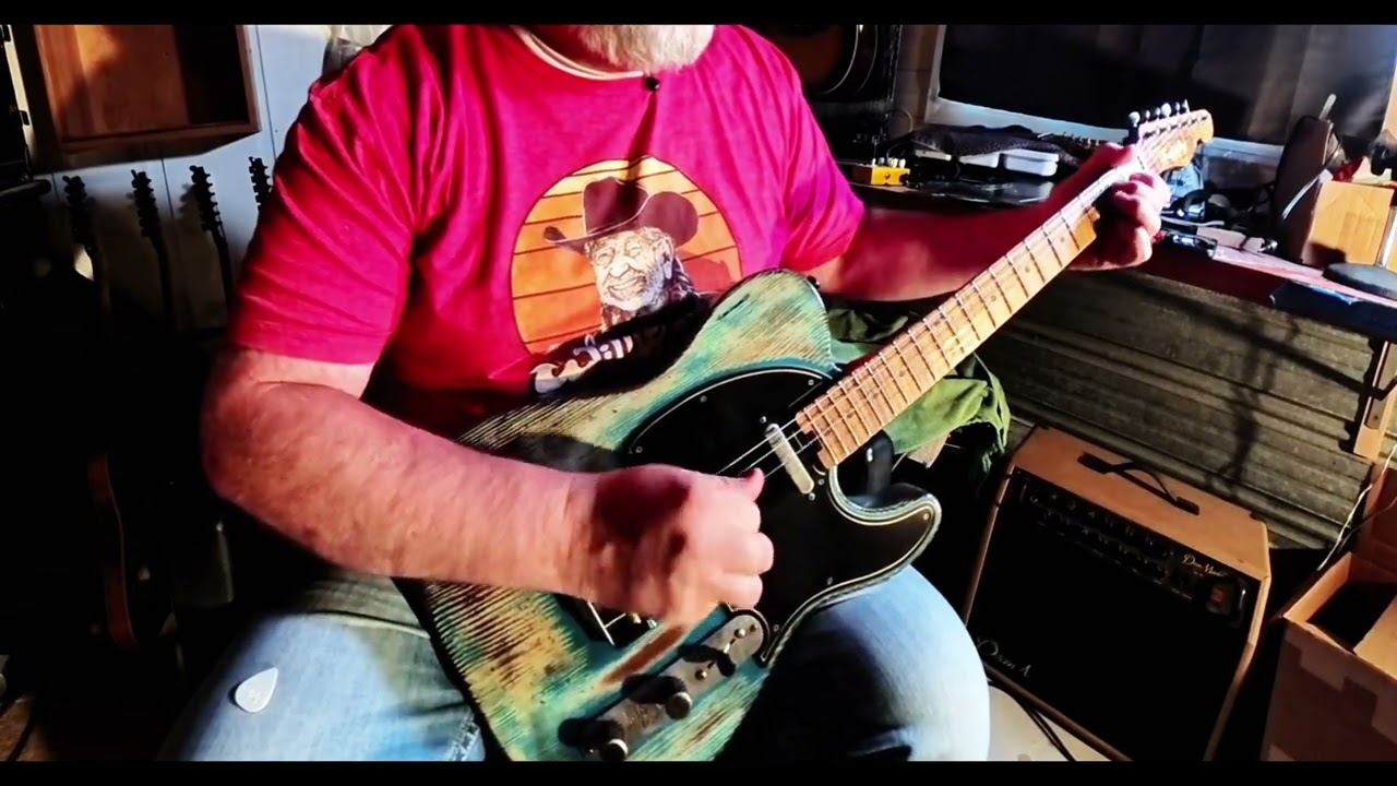 Quick demo of Lucky Dog Houndstooth handwound pickups 
