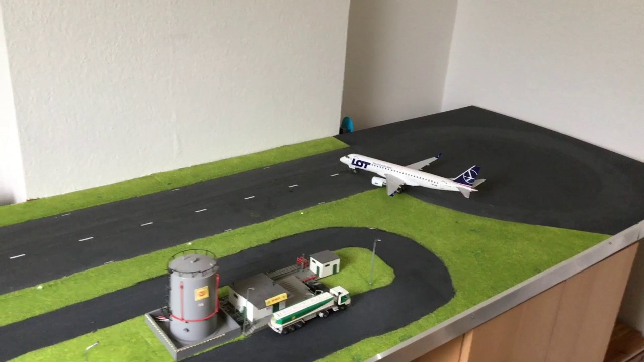 Flugzeug RC mit Faller Car System 1:100 Ebay-Auktion 282407979241