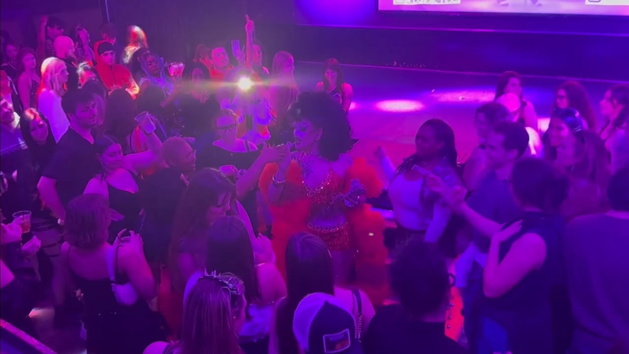 Santana Visage- NYE 2026 at Axis Nightclub