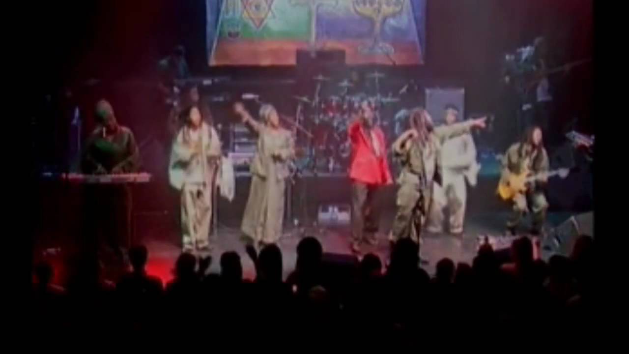 Morgan Heritage - Don't Haffi Dread (Live)