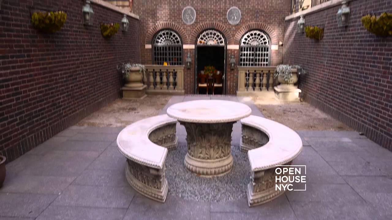 A Stately Home on The Upper East Side