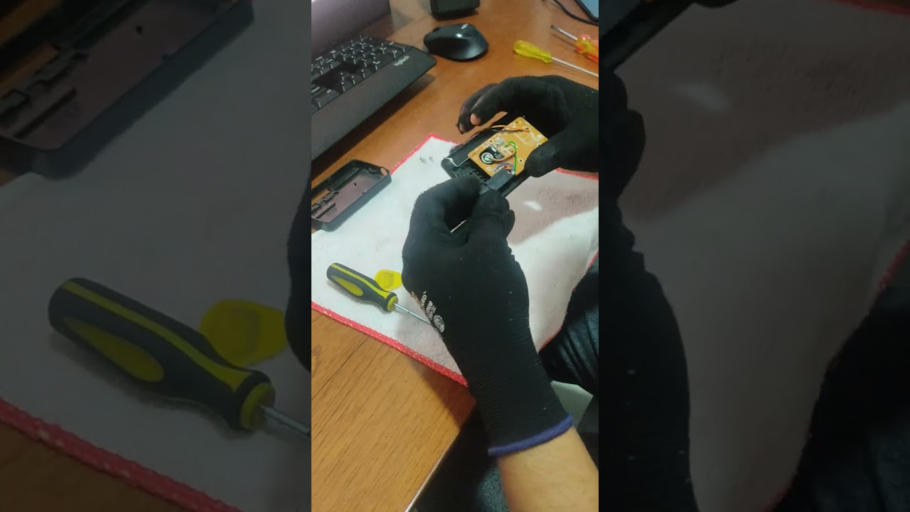 Reparar afinador Guitarra Korg + no escucha los sonidos