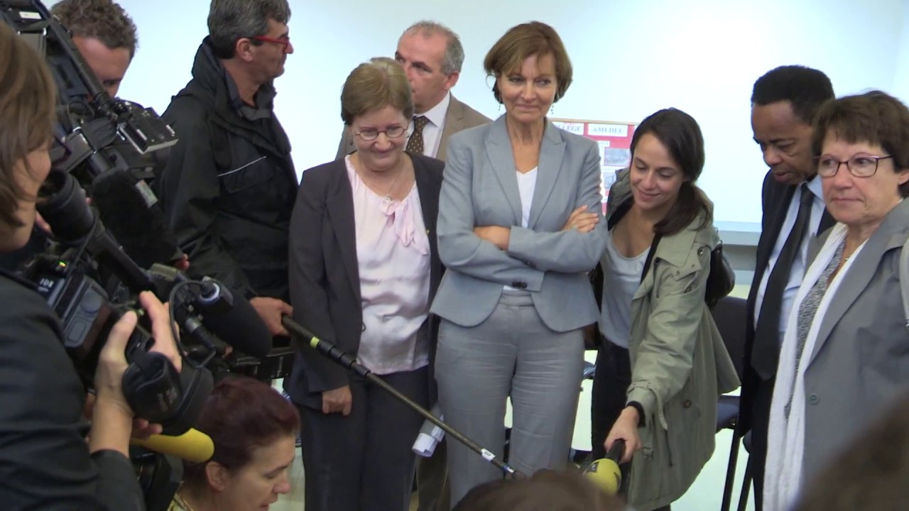 #Gestesquisauvent : Visite de Najat Vallaud-Belkacem au collège Amédée Laplace de Créteil