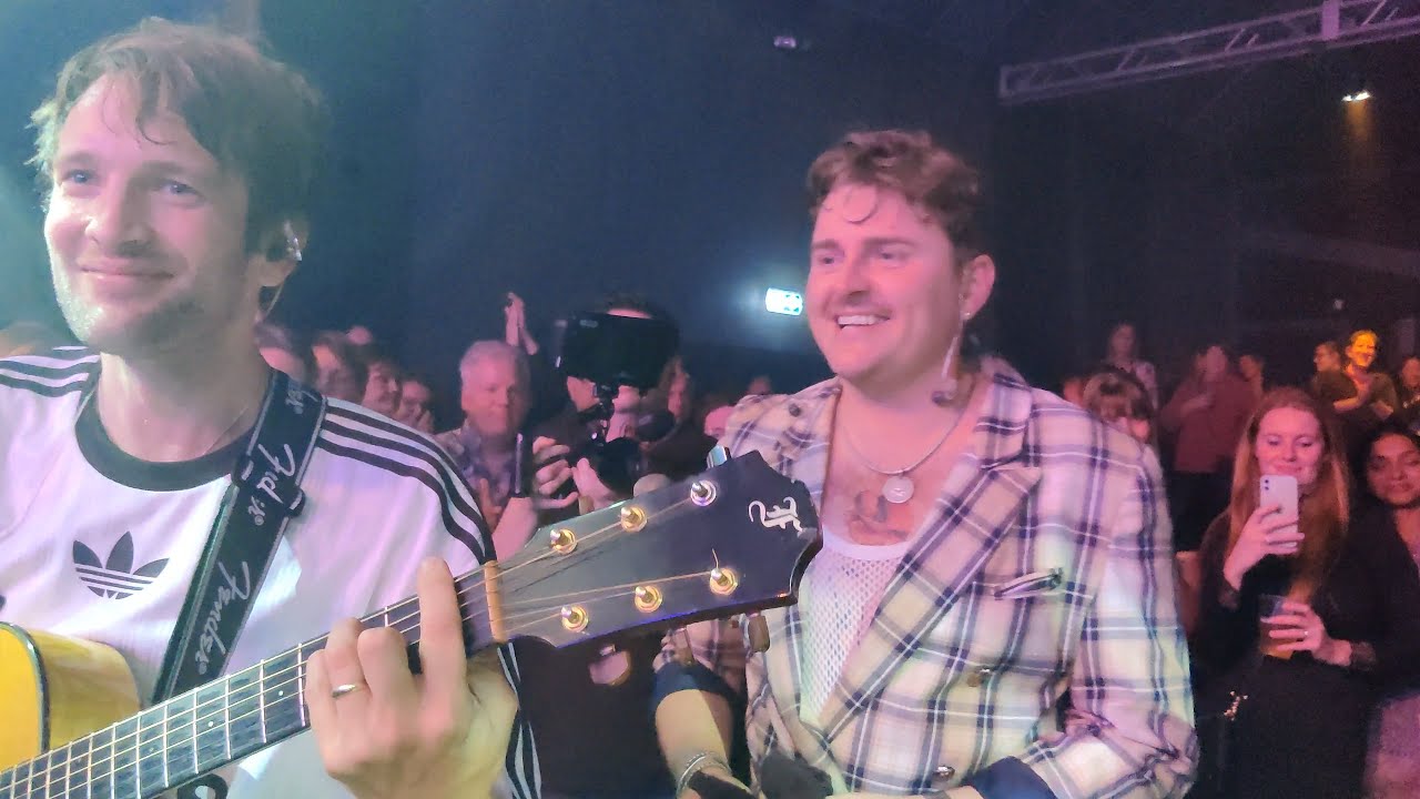 Fyr og Flamme: Dine øjne - Live fra STARS i Vordingborg (Oktober  2024)
