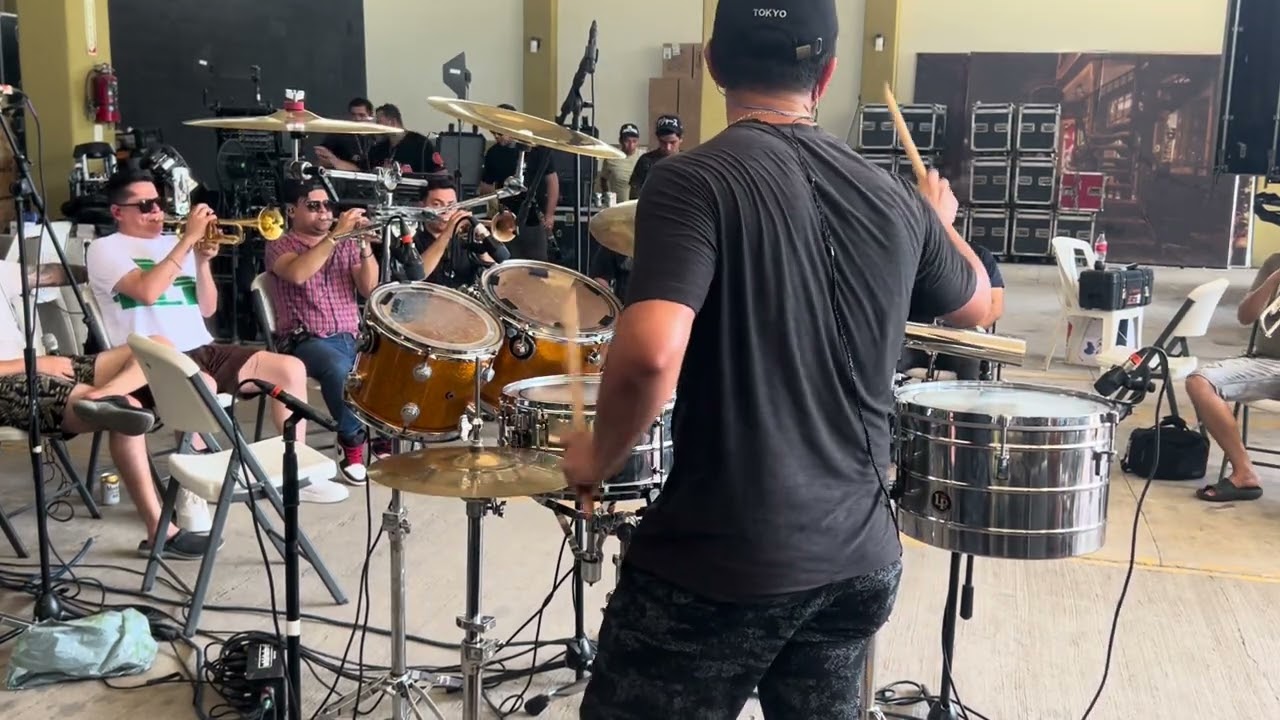 Ensayo de Banda La Adictiva - se manda sola 🎶