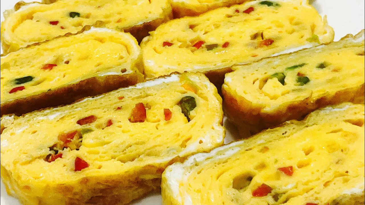 Simple & easy Japanese egg roll omelette anyone can do. 日式煎蛋卷