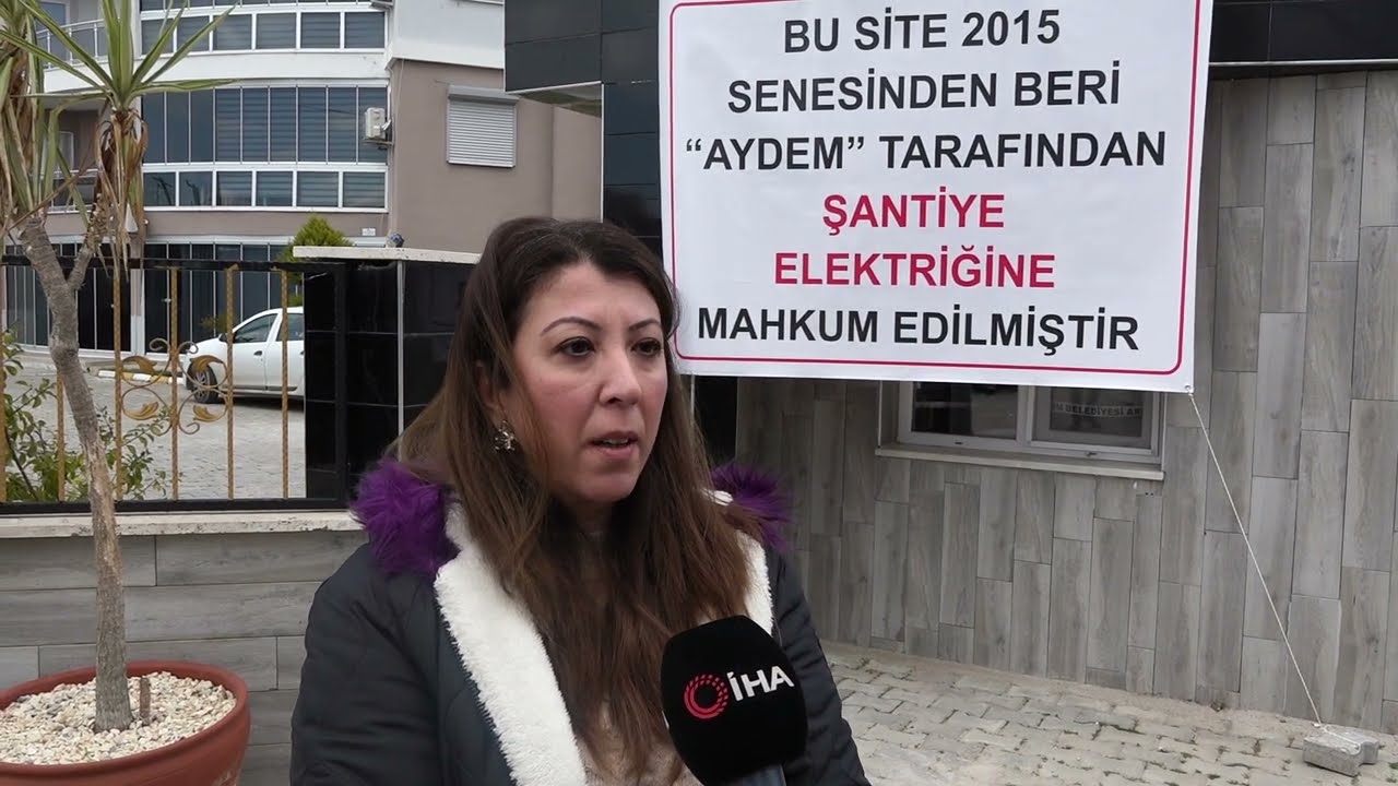 Kuşadası'nda 7 Yıldır Şantiye Elektriği Kullanan Site Sakinleri İsyan Etti!