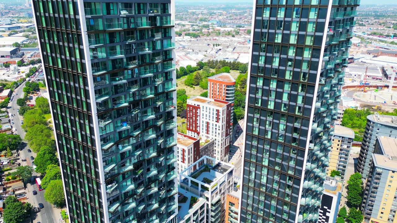 [4K] North Acton | London by Drone
