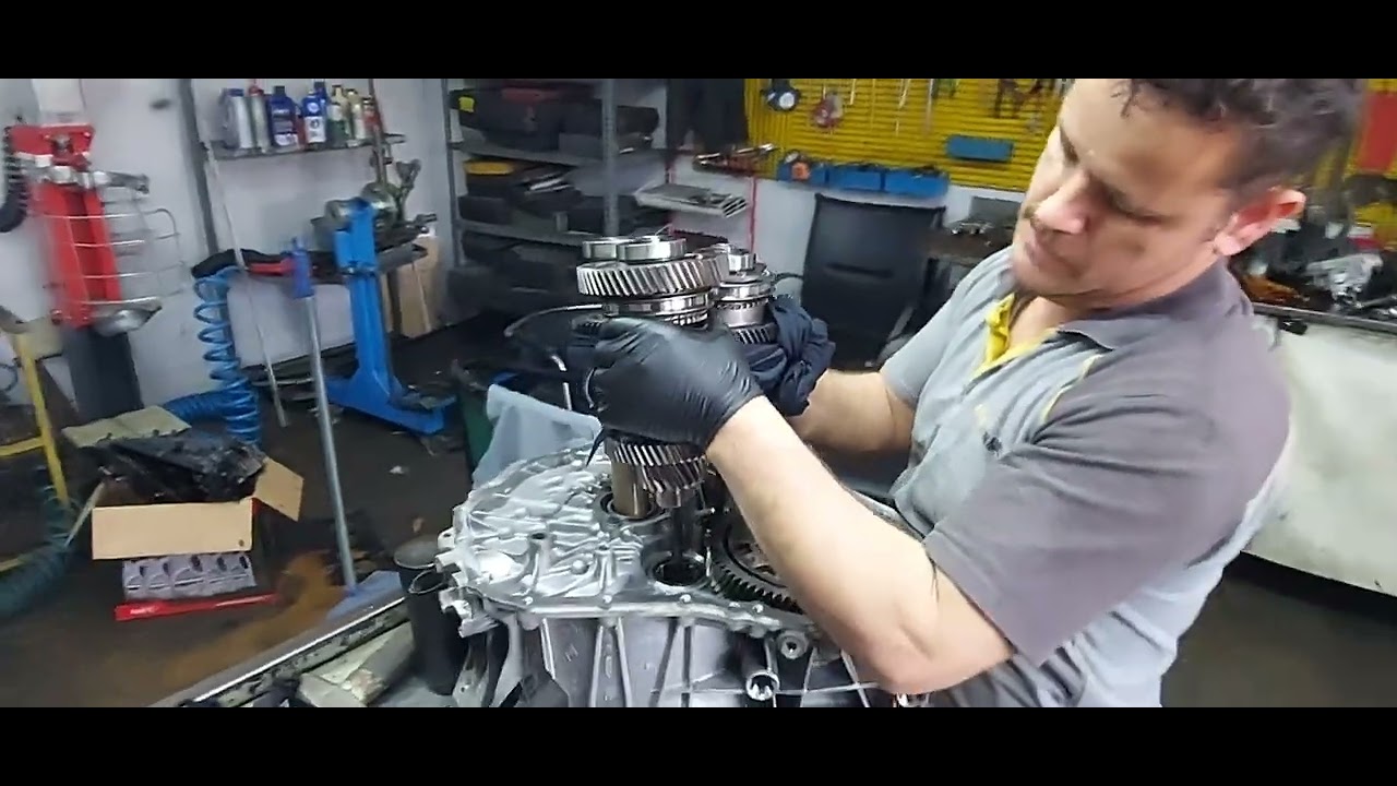 Renault Fluence Megane şanzıman problemi yağ kaçakları  onarım toplama