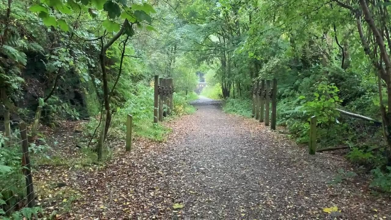 visit to the abandoned queensbury railway tunnel while out exploring