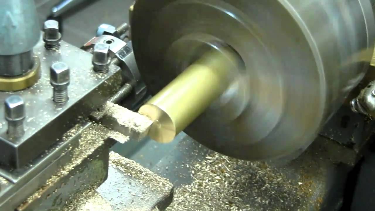 Querplandrehen mit Eckdrehmeißel