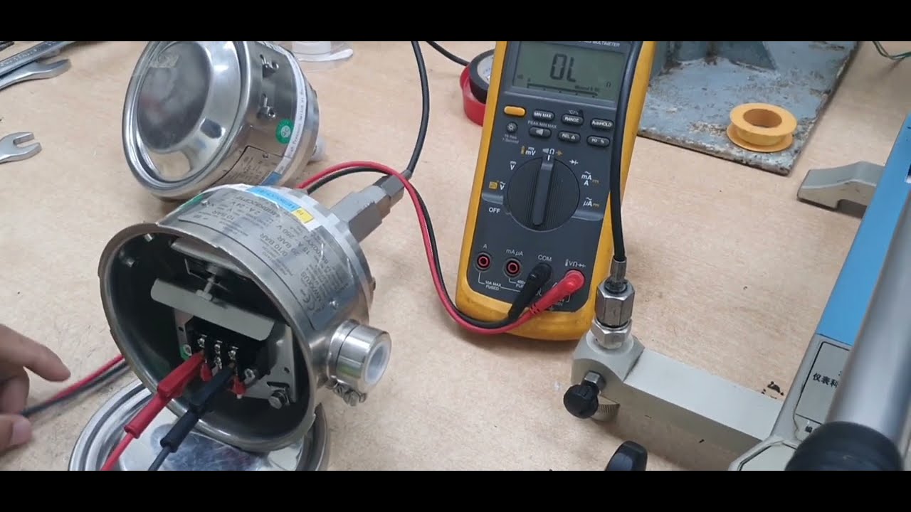WIKA Pressure Switch Calibration Procedure