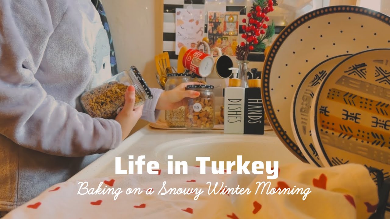 Living in Istanbul ❄️ A Snowy Winter Morning & Baking at Home 🥮 Finding Joy in Everyday Homemaking✨