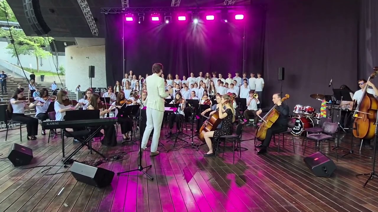 Hymn szkoły 