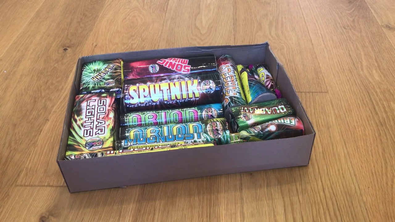 Cosmic Fireworks Mars Elite Selection Box