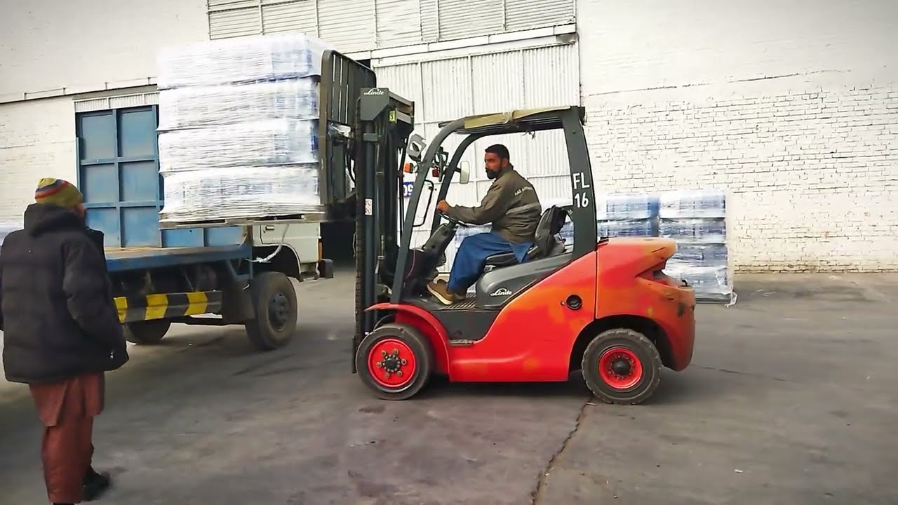 Master FORKLIFT in Just 2 Days @ForkliftSkills
