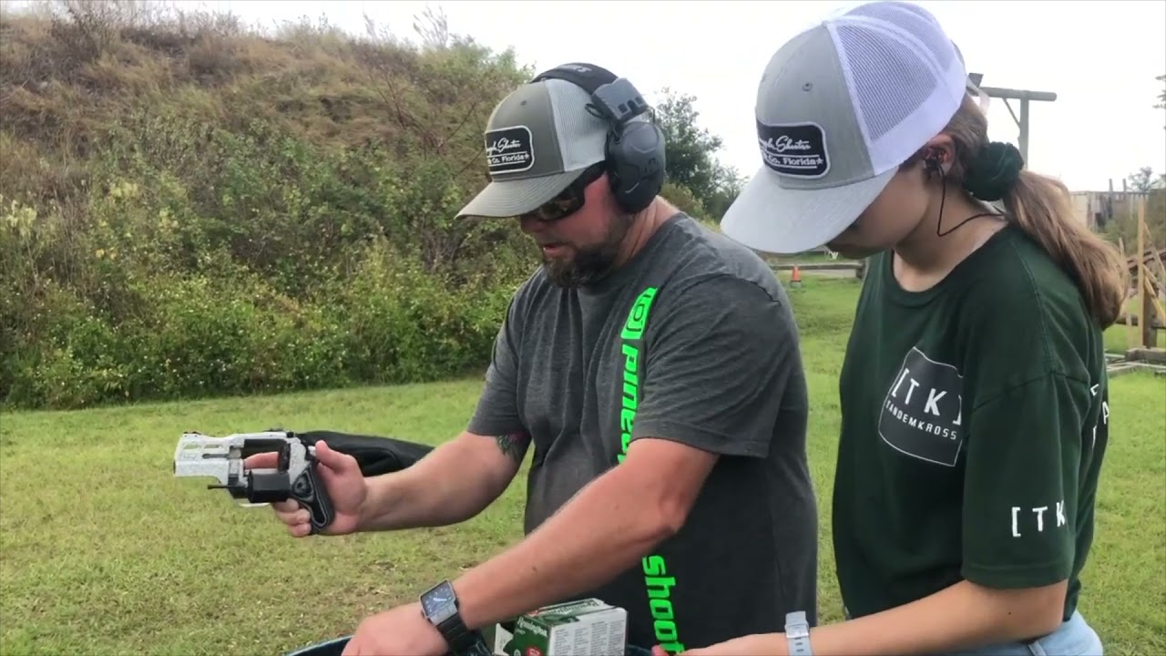 Two Gun Terry - Review and Shooting the Chiappa Charging Rhino DS60 & White Rhino D30 Revolvers