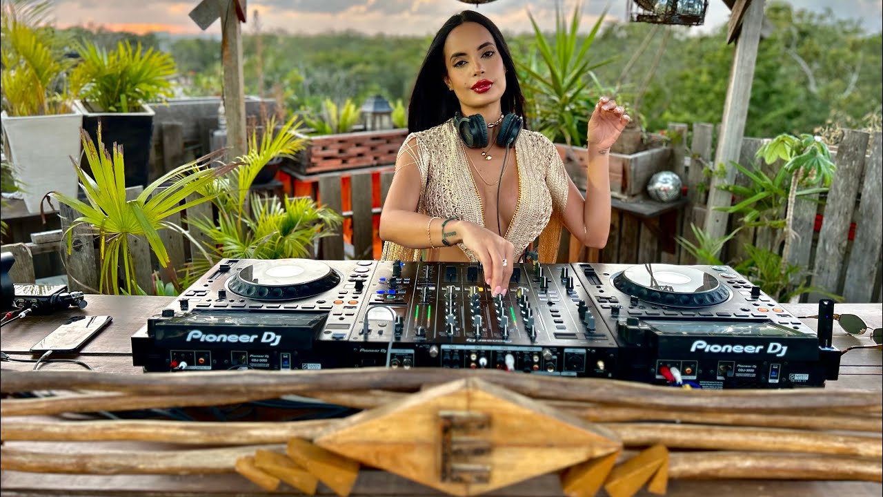 Mariell Andreina | House, Latin & Afro Melodic Sunset Mix 2024 | By @EPHIMERATulum