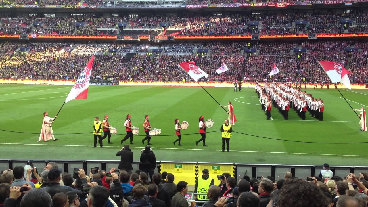 Ceremony + tifo Bayern Champions League Final Wembley 2013