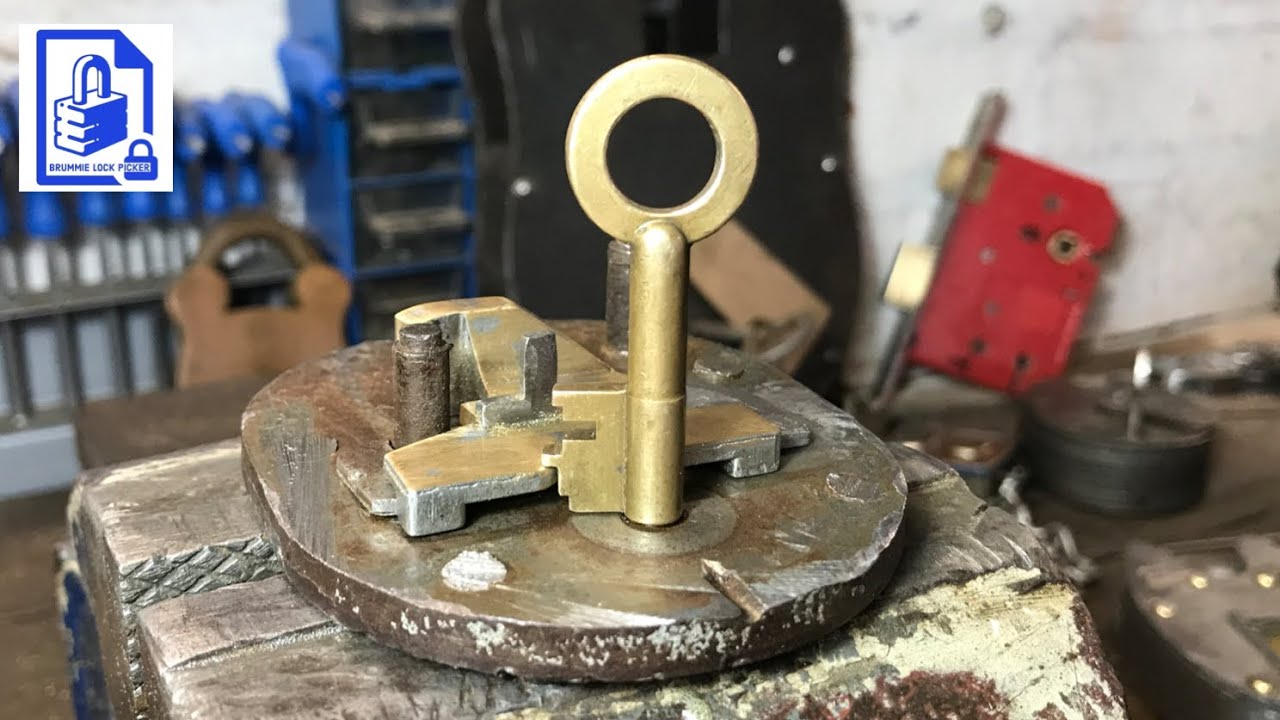 548. Where to cut a Chubb Cruiser key to make your own DIY tension tool for Chubb Cruiser padlocks