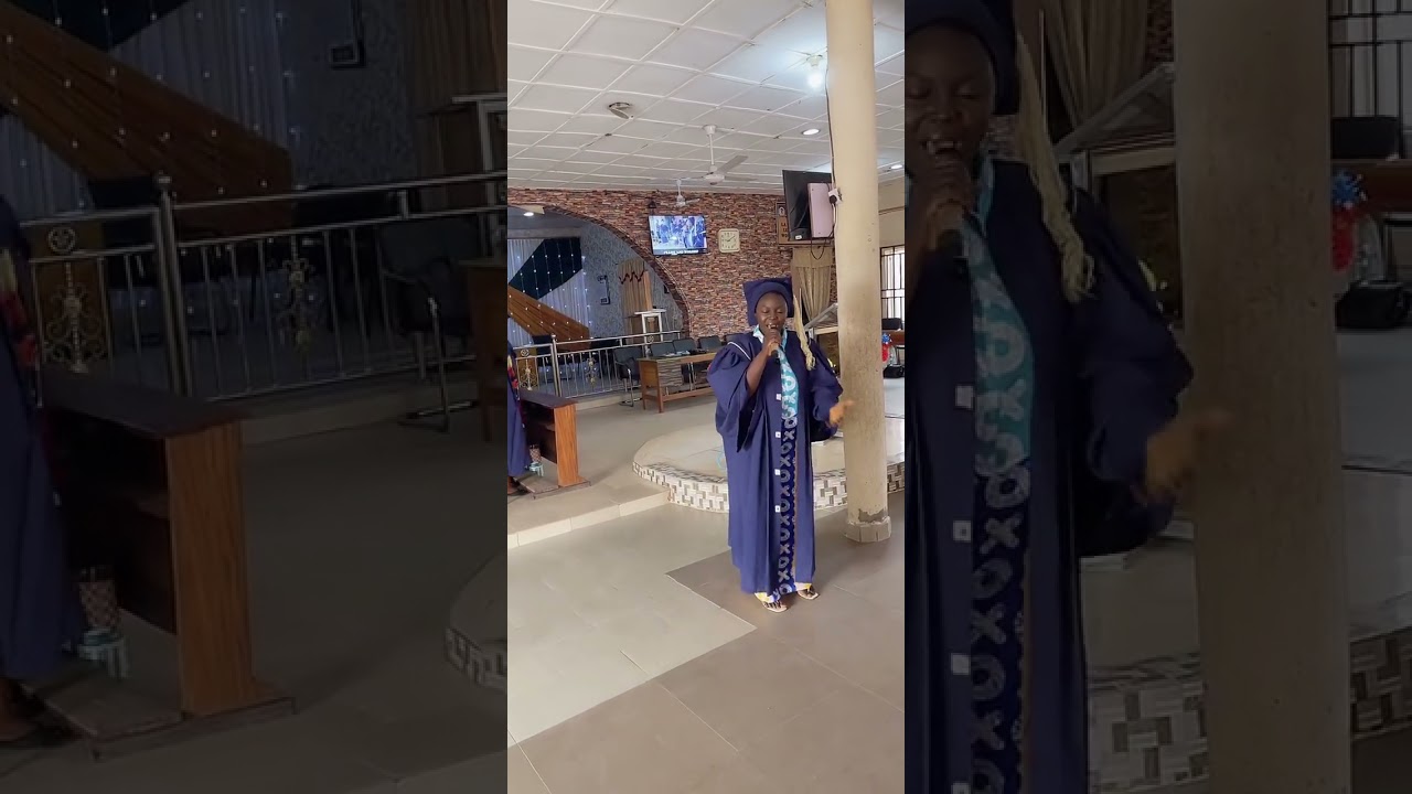 PRAISE AND WORSHIP SESSION