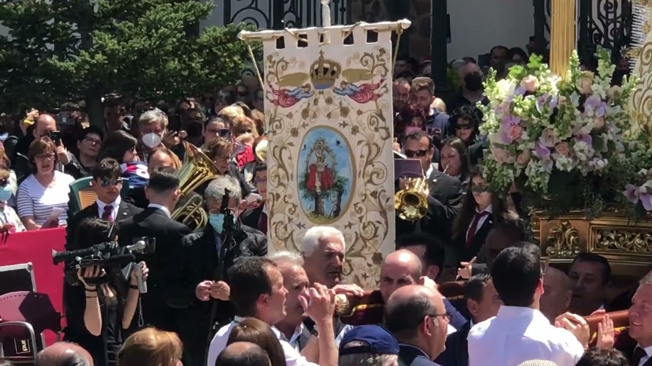 Mayos e Himno a la Virgen de Cortes en los 800 años de su aparecimiento